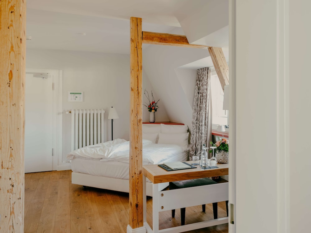 Bad Hotel Uberlingen 17/50