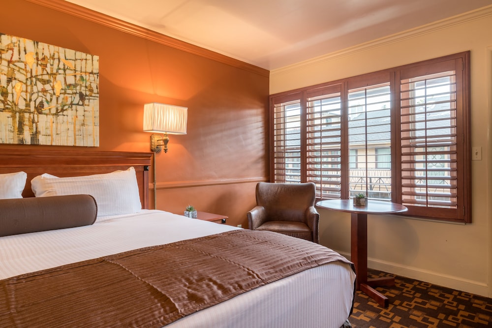 Brisas Del Mar Inn At The Beach 18/46