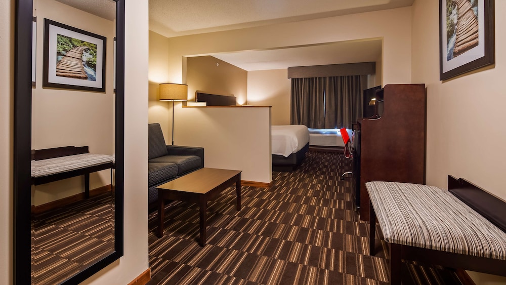 Best Western University Inn 29/39