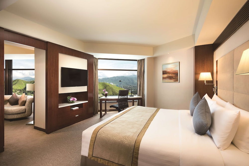 Shangri-La Shenzhen 11/50