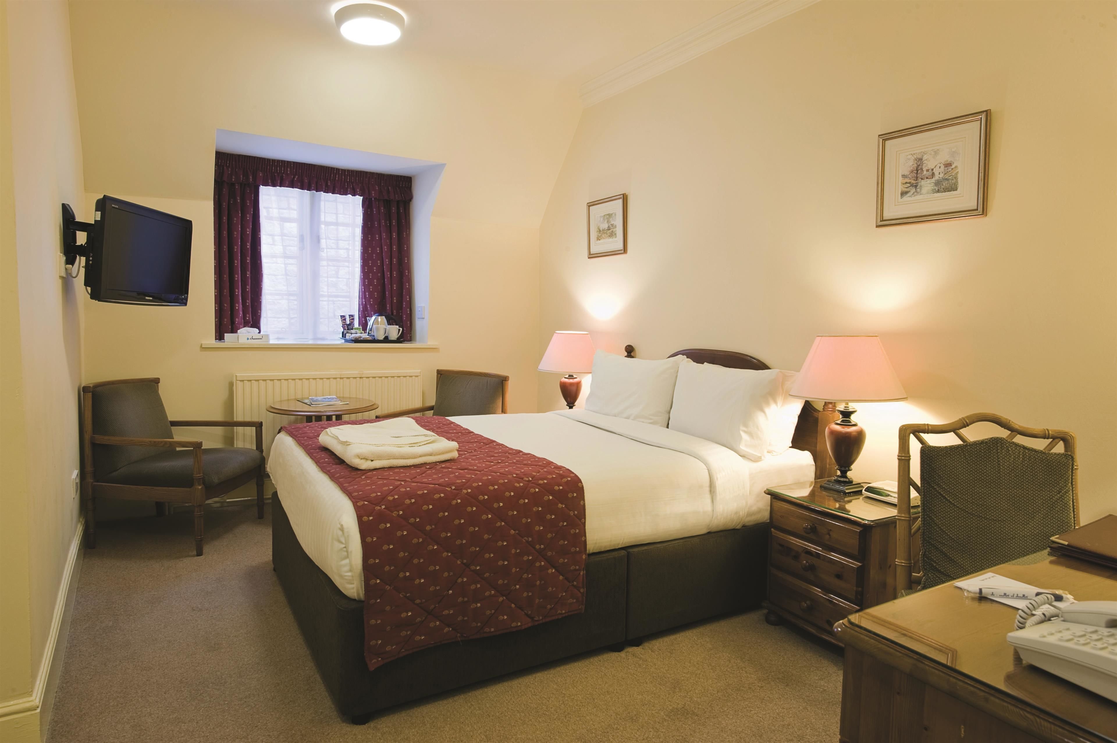 House, Double Bed