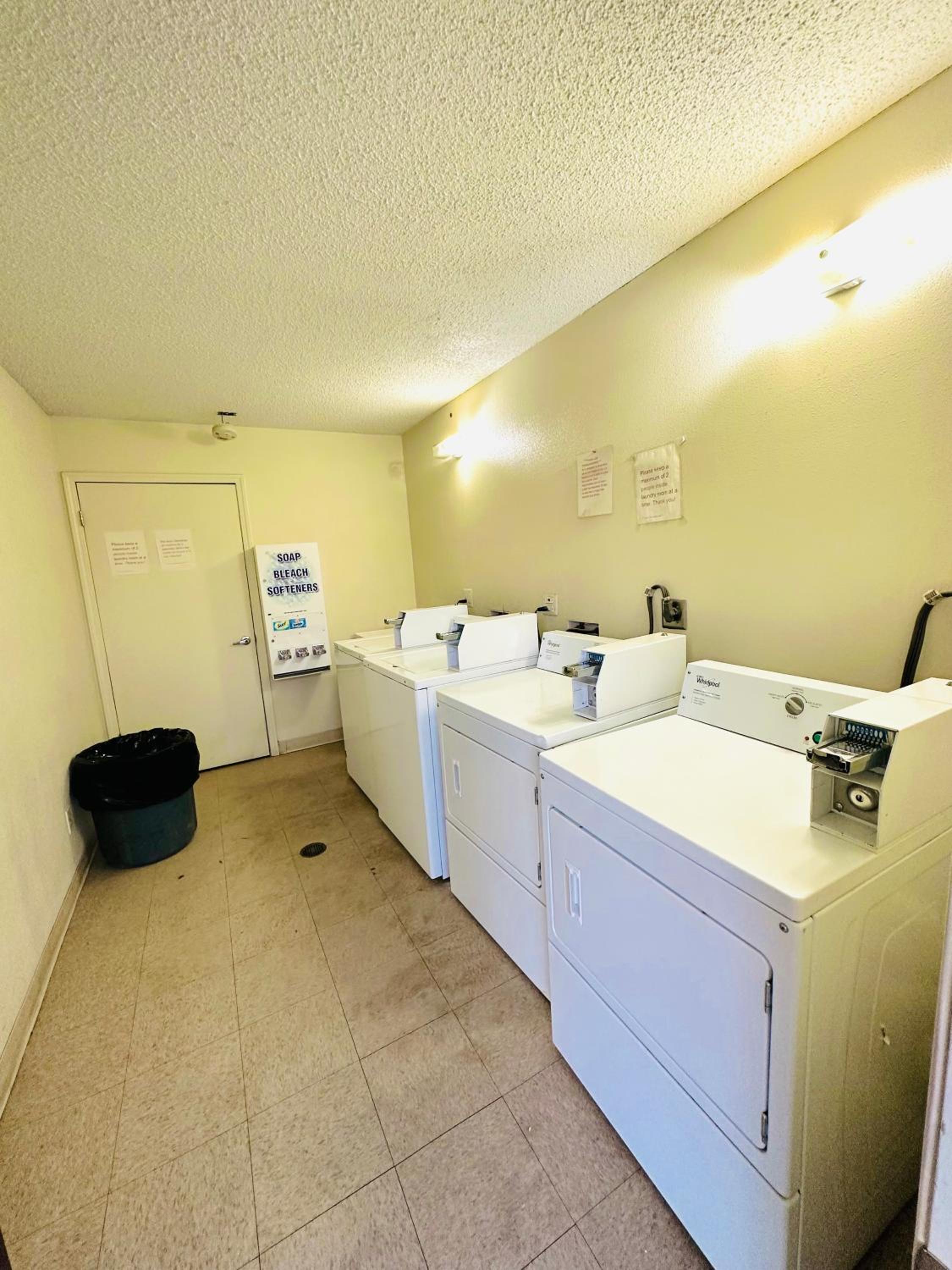 Kings Inn Motel 3/18