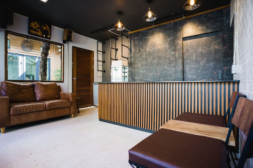 Sabuy Chiangmai Bed & Breakfast 8/73