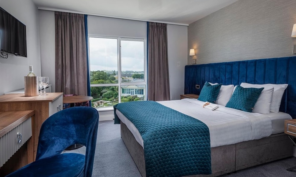ARKLOW BAY HOTEL 24/55