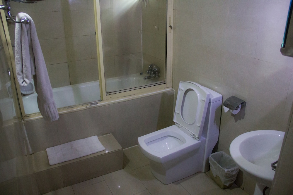 Georgetown Hotels Apartments & Suites 33/68