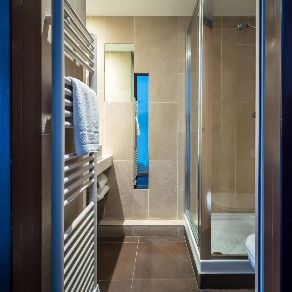 HOTEL DE BONLIEU 8/15