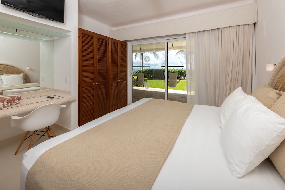 Las Villas Akumal 12/50