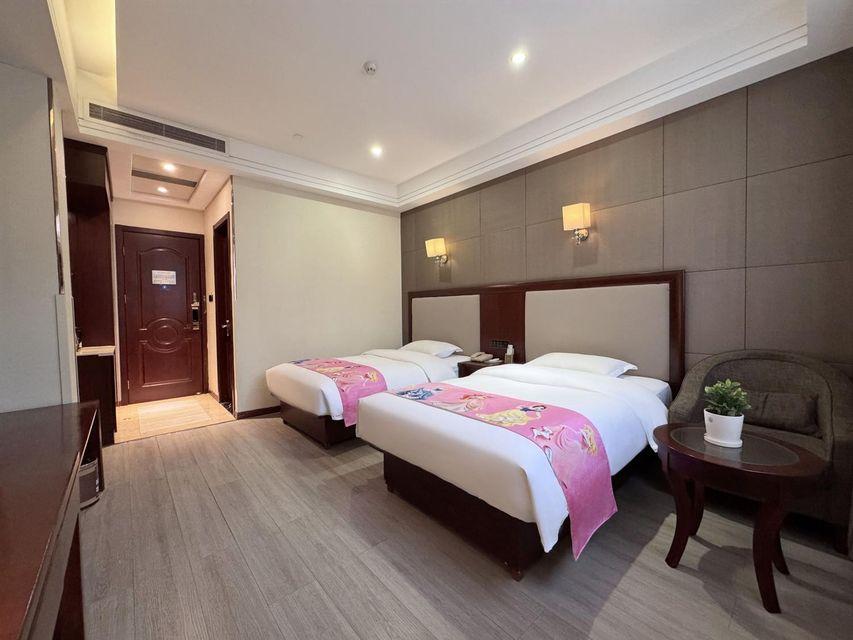 Super, Luxury, Twin Beds, Large