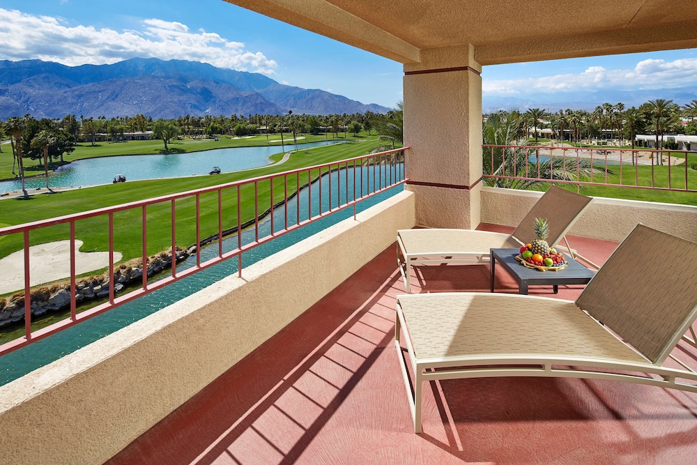 Doubletree By Hilton Golf Resort Palm Springs 53/81