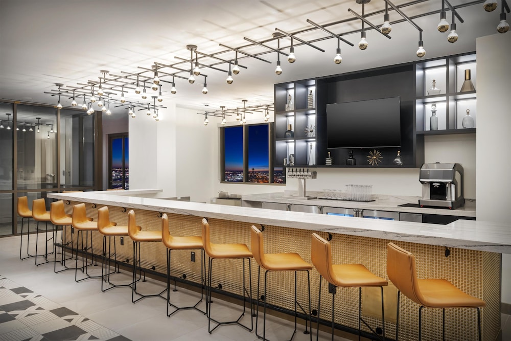 Hyatt House LAX - Century Blvd 39/50