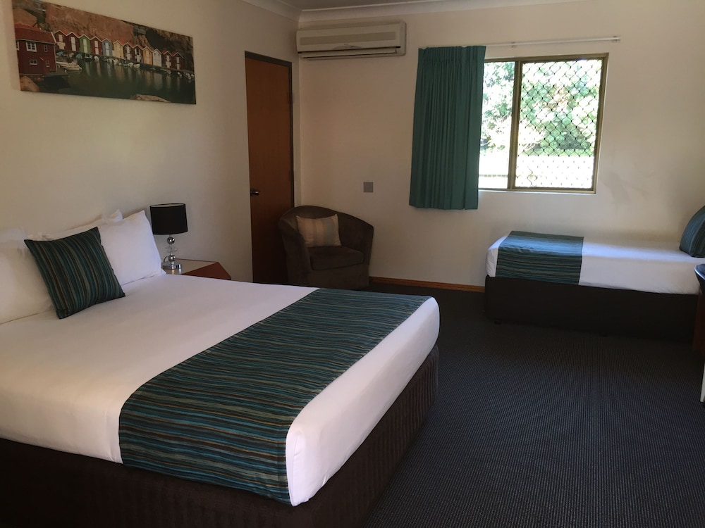 Aspley Carsel Motor Inn 16/60