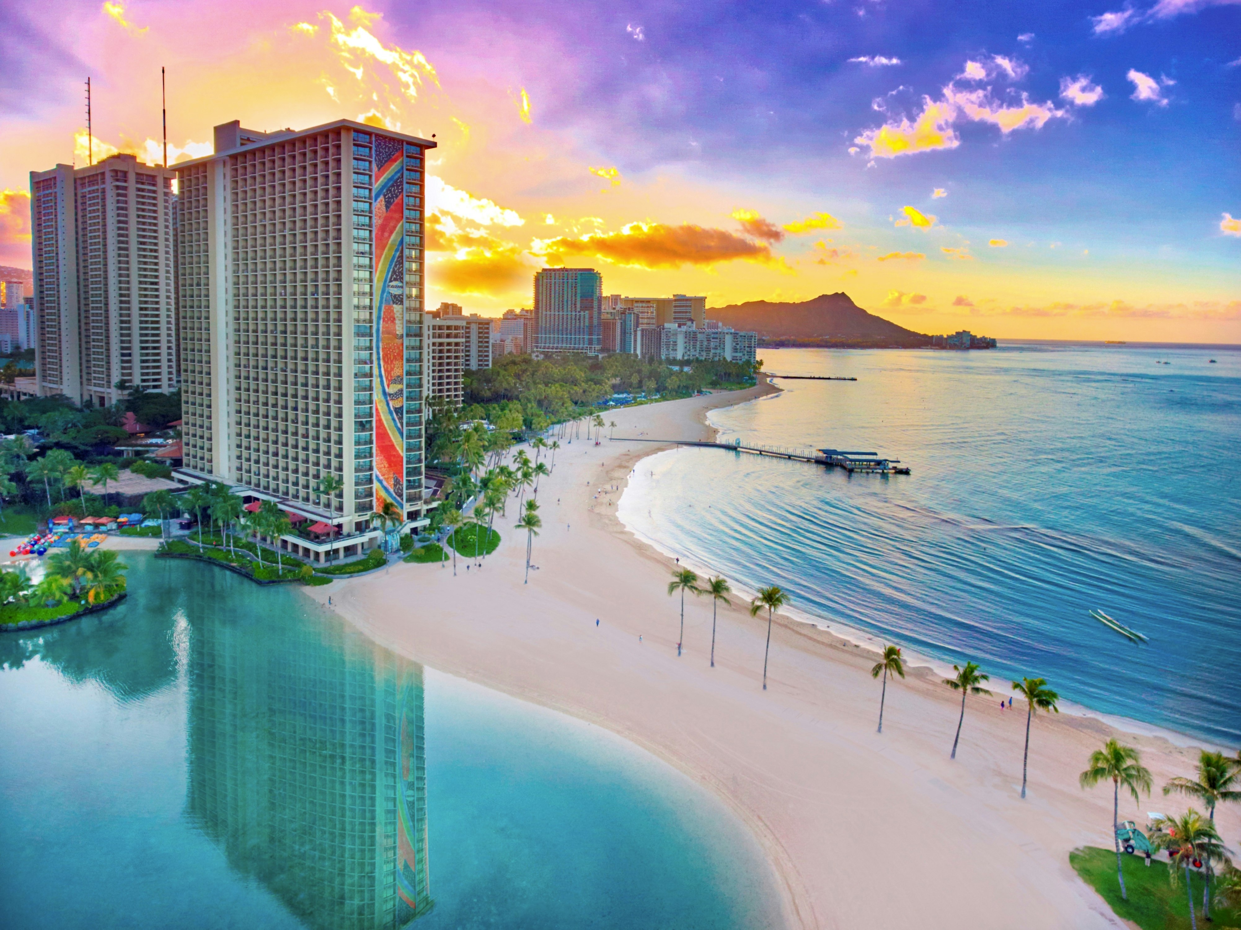 Hilton Hawaiian Village Waikiki Beach Resort 70/73