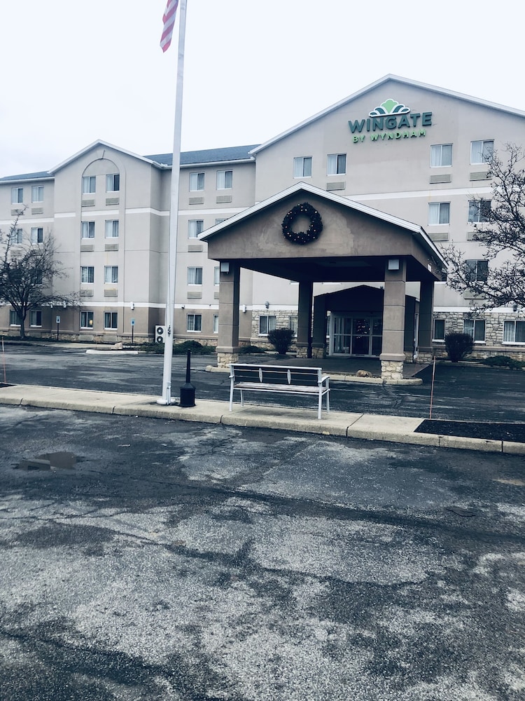 Wingate by Wyndham Ashland 20/24