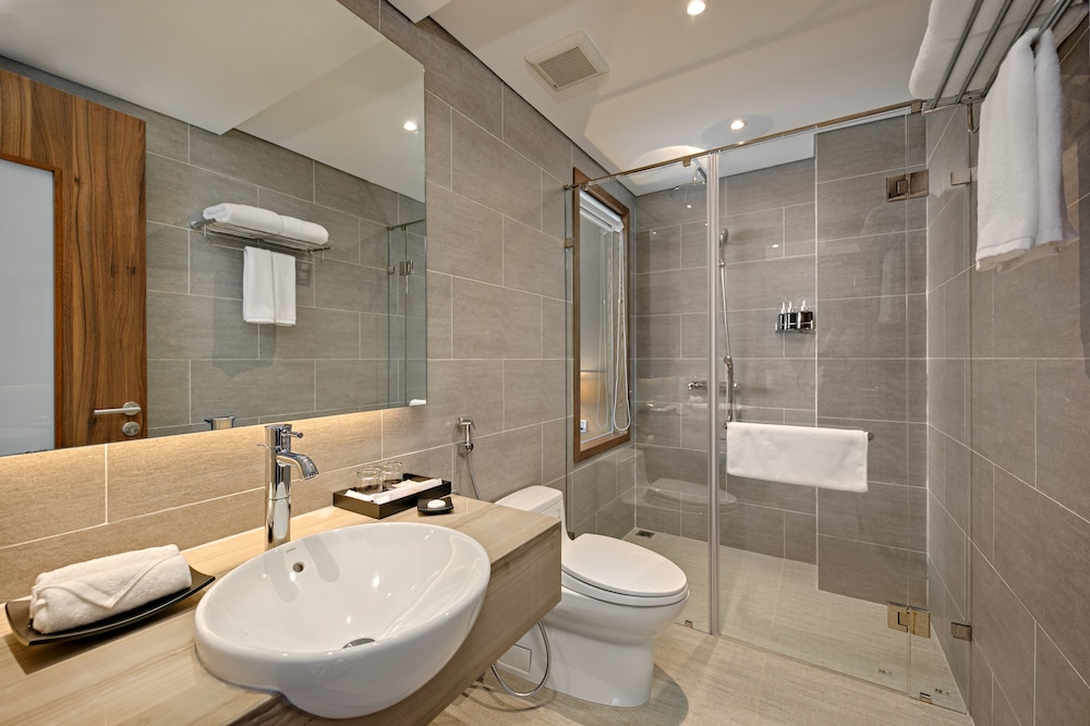 Avora Boutique Hotel 43/44