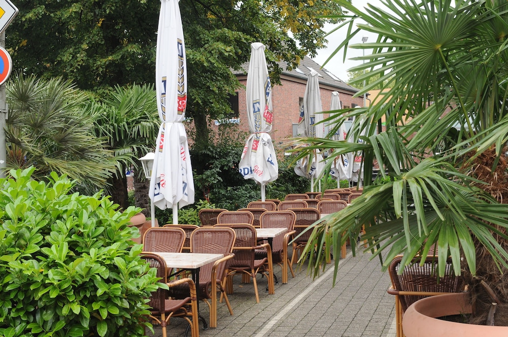 Hotel- Restaurant Doppeladler 46/50
