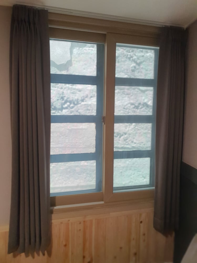 EHWA HOTEL MYEONGDONG 35/69