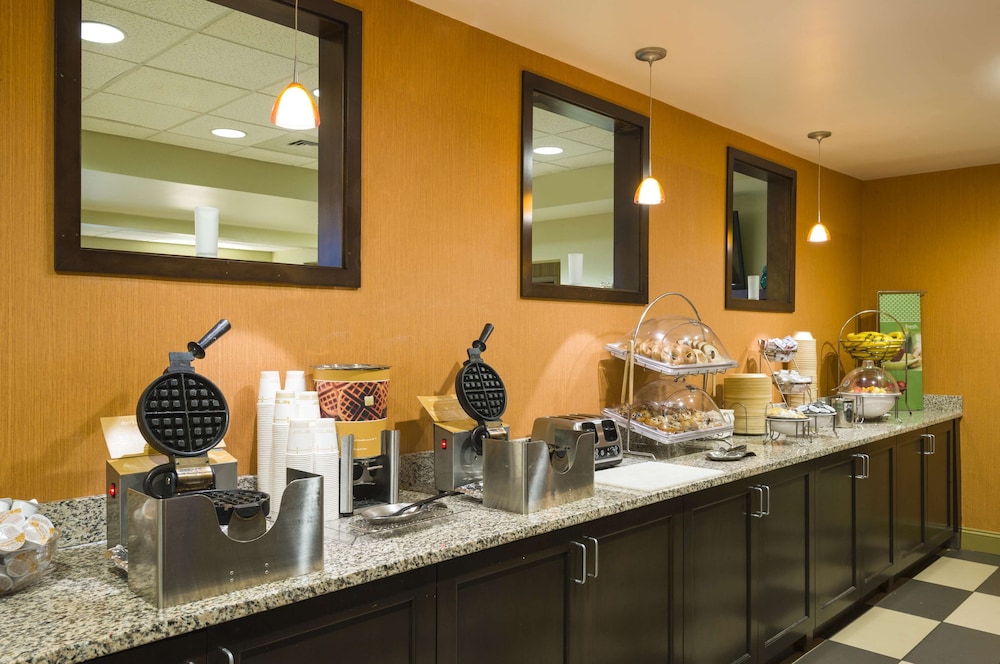 Hampton Inn Danville, PA 39/49