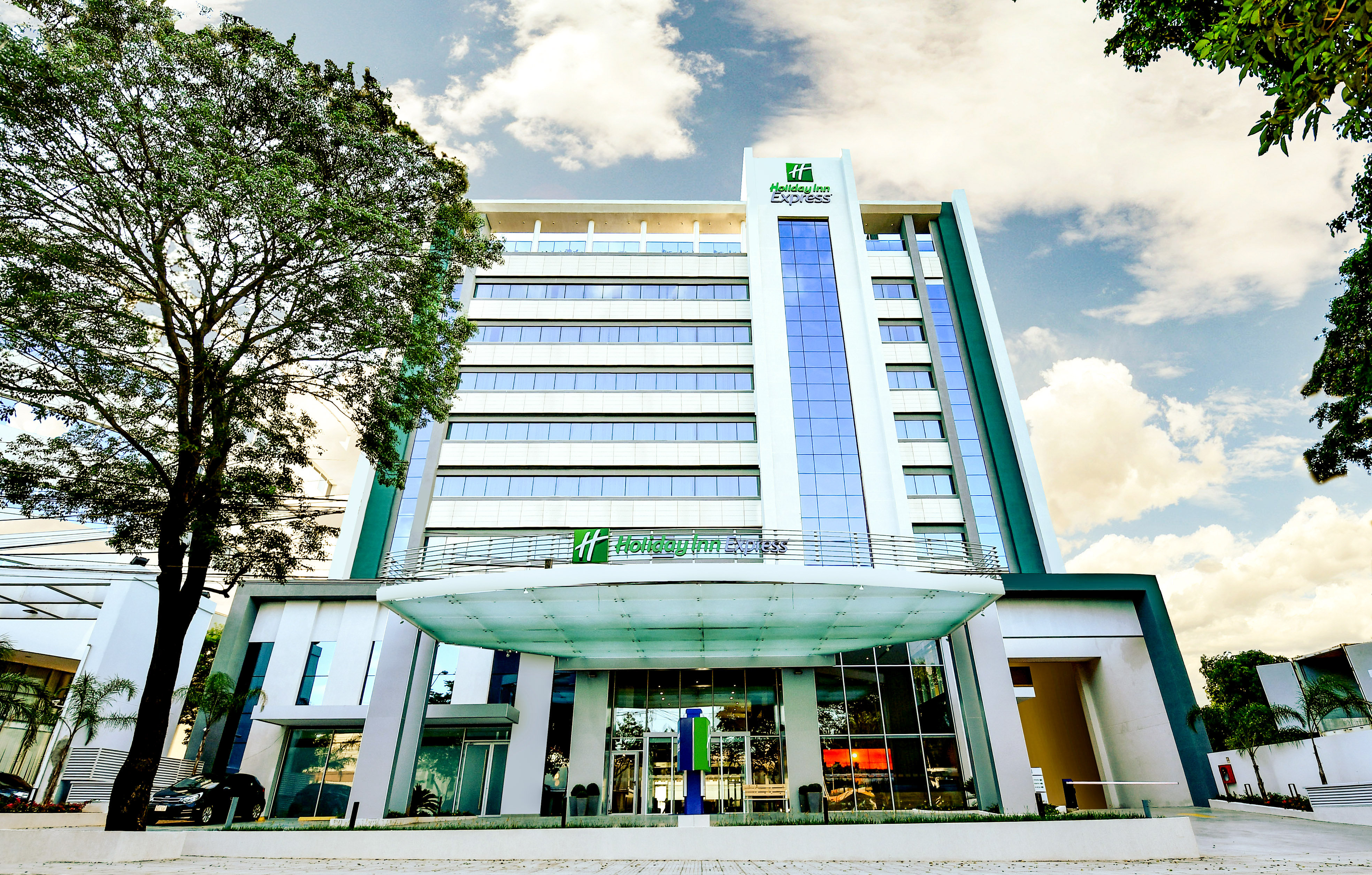 Holiday Inn Express Asuncion Aviadores 4/79