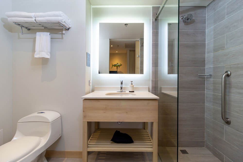 Aquamare Hotel 50/50