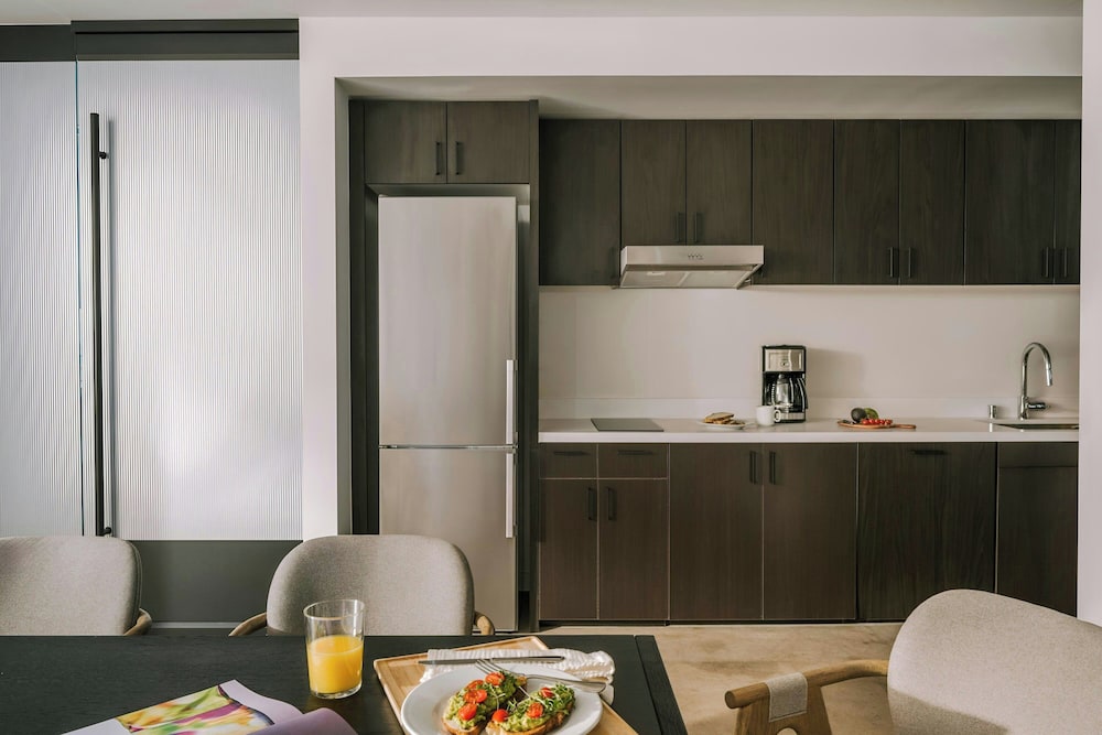 Sonder by Marriott Bonvoy The Winfield Apartments Downtown LA 44/58