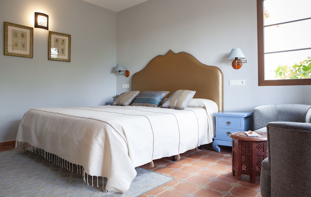 CORTIJO DE SALIA 7/32