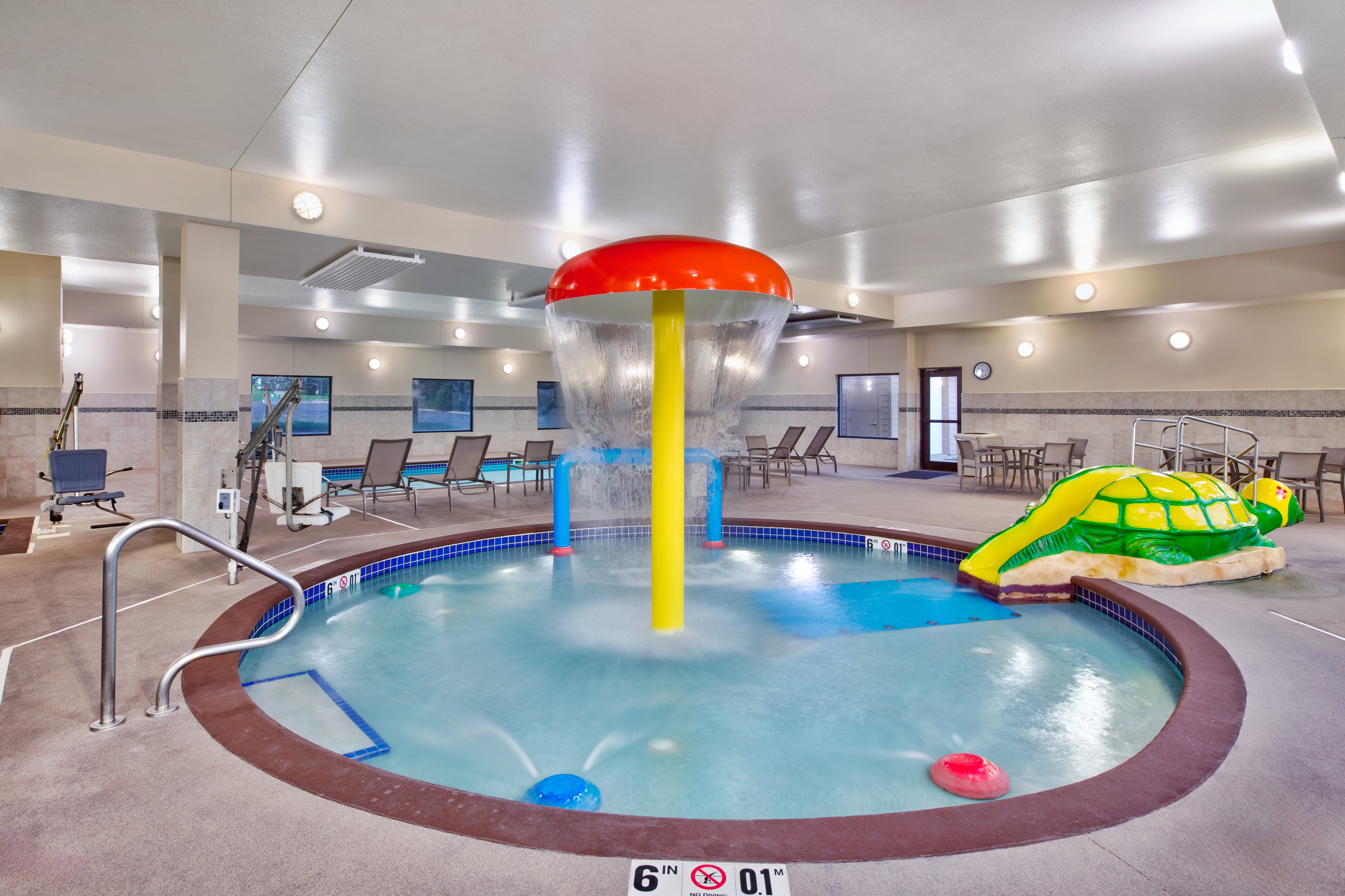 Holiday Inn Express And Suites Sioux Falls Sw 60/61