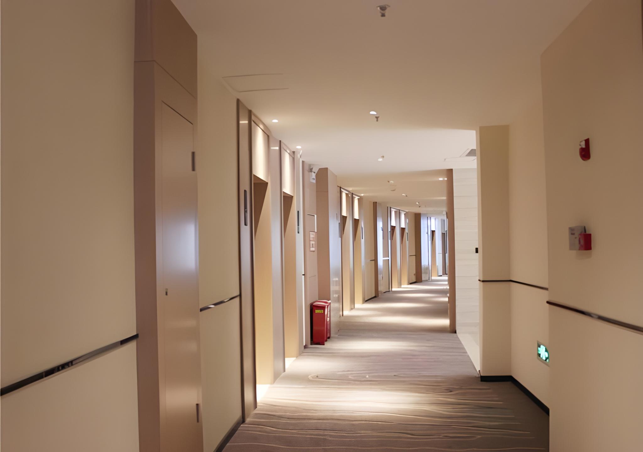 City Comfort Inn (Shiyan Railway Station North Square) 34/45