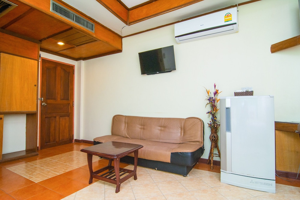 OYO 534 Phasuk Hotel 51/64