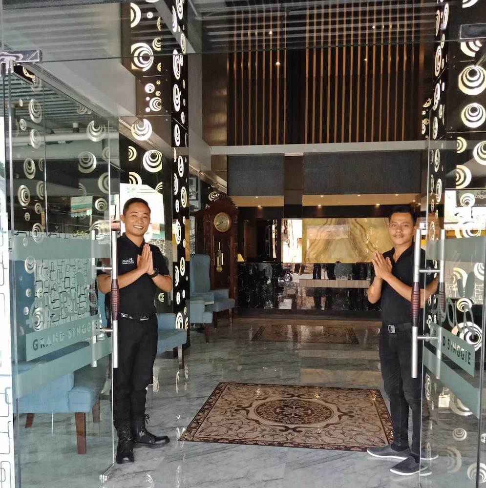 Grand Singgie Hotel 9/41