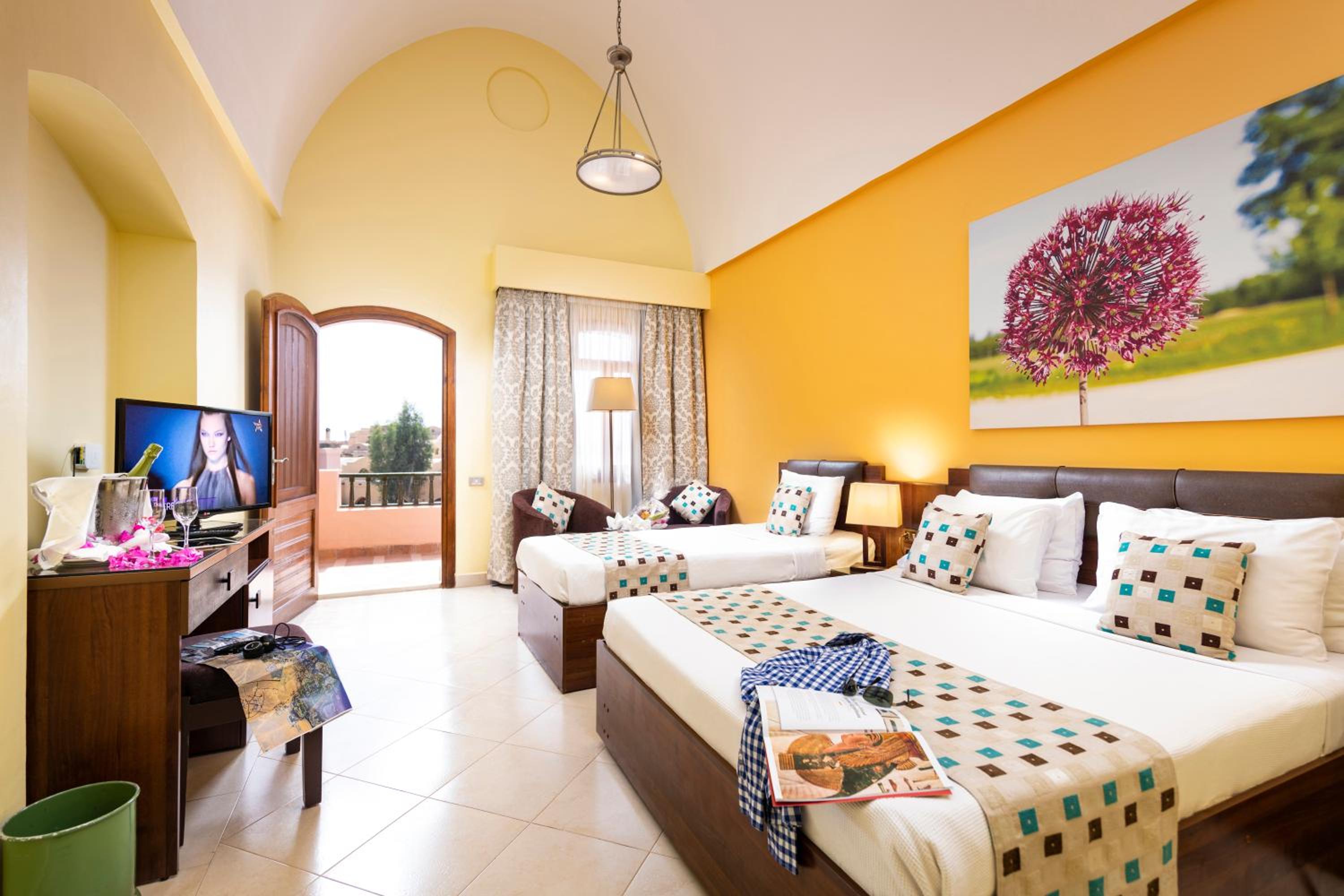 Premium, Double or Twin Bed