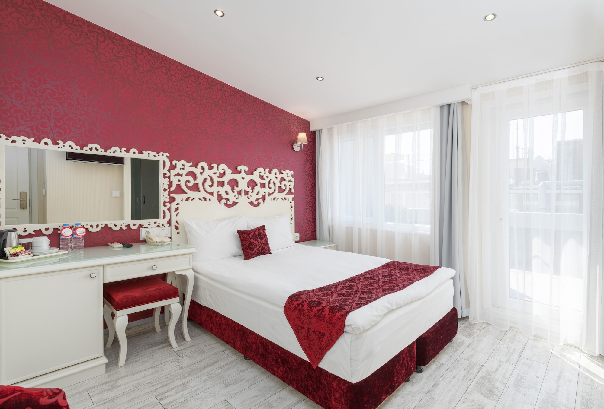 SUPERIOR, DOUBLE BED, SEA VIEW, BALCONY