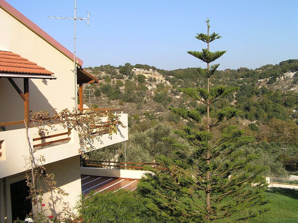 Stratos Villas 27/37
