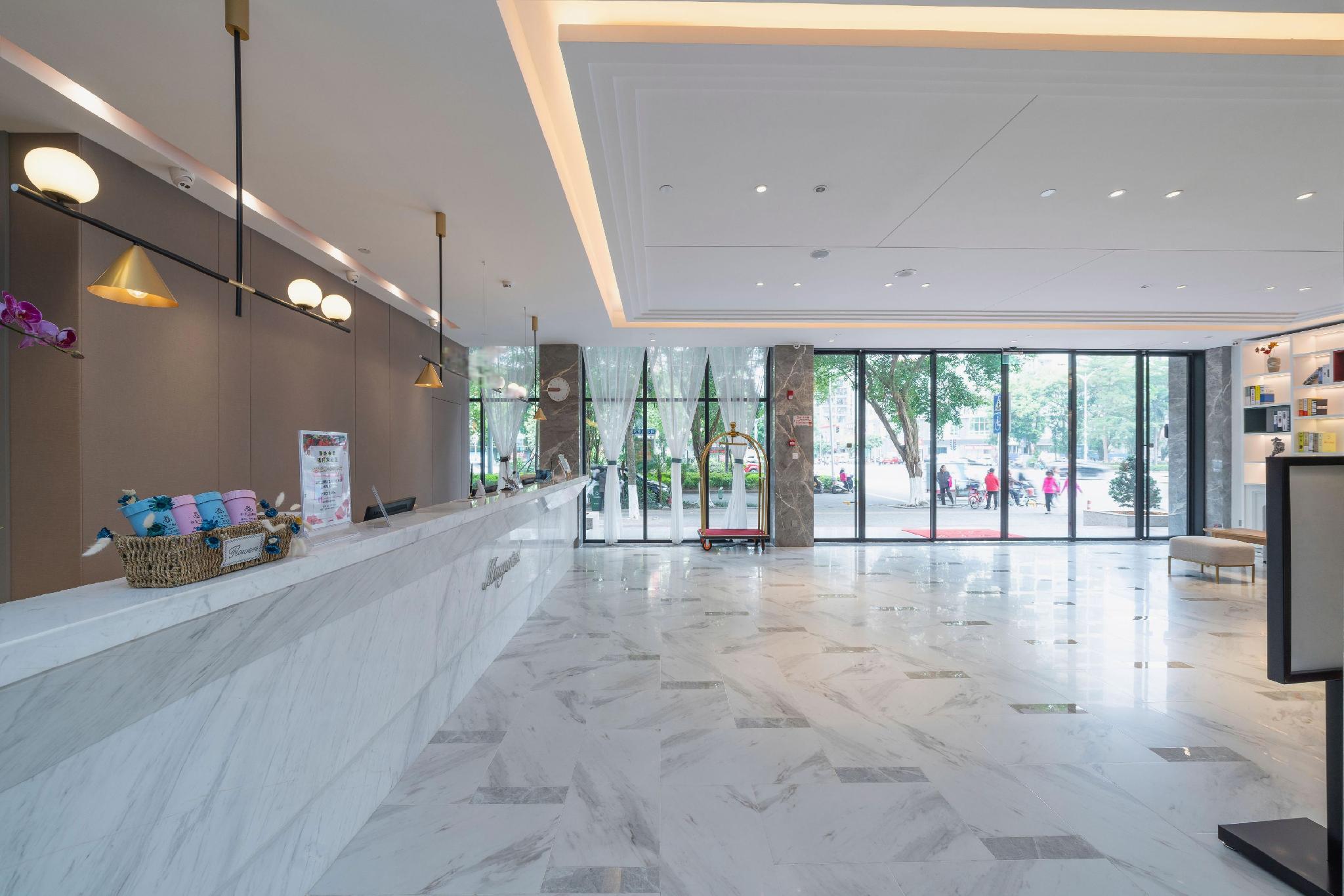 Magnotel (Qinzhou Bay Square) 9/32