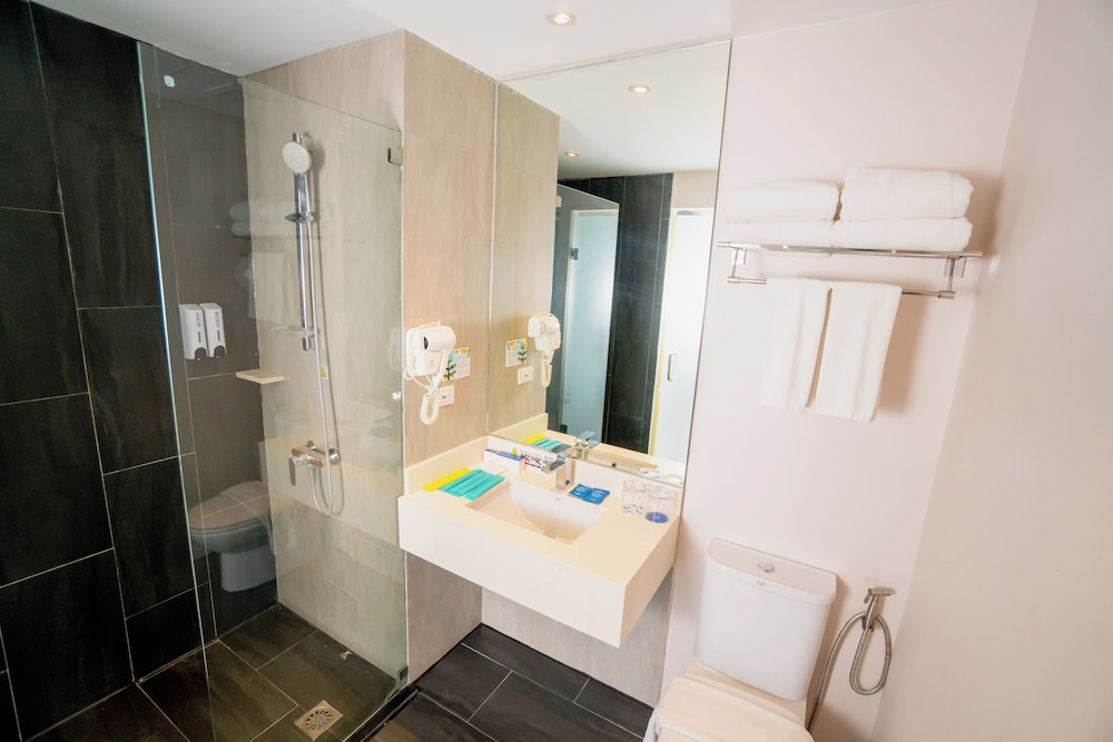 Solea Mactan Resort 50/50