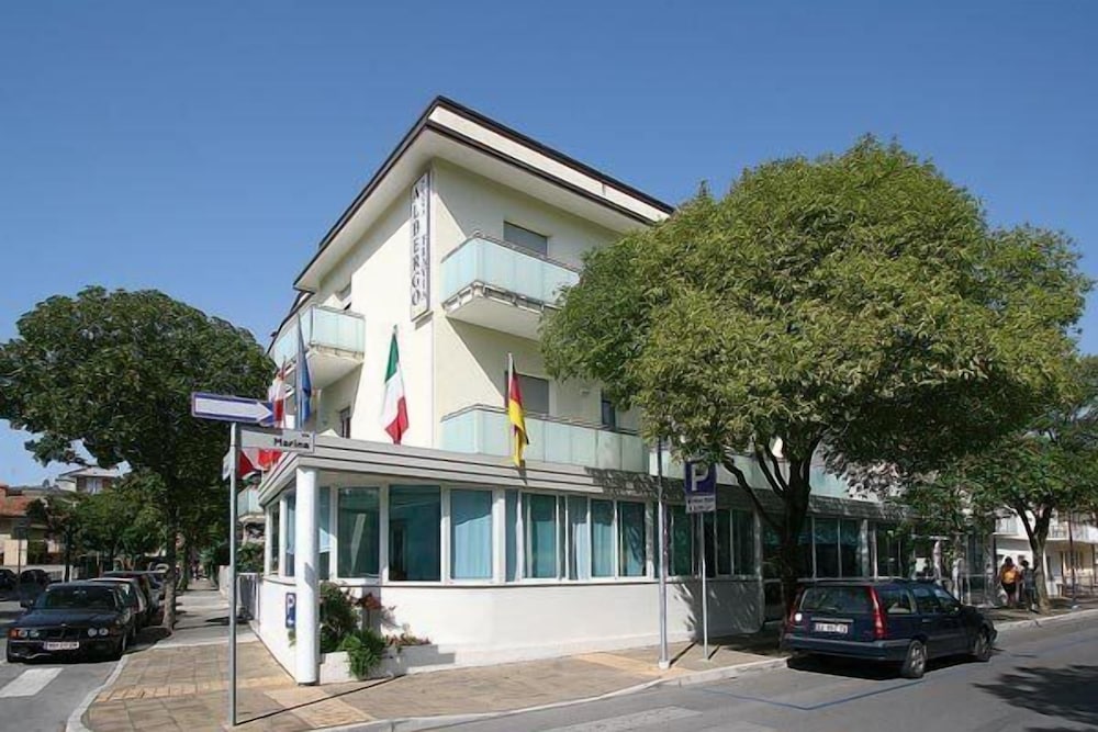 Hotel Nuova Flavia 16/18