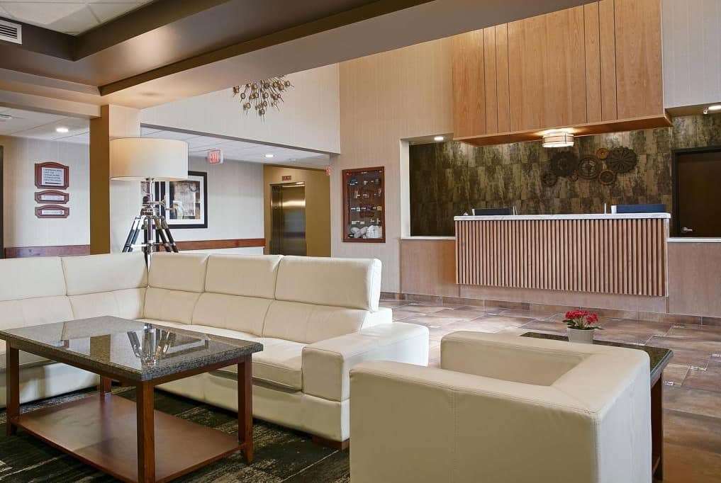 Days Inn By Wyndham Redwater 4/25