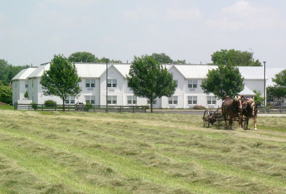 The Inn at Amish Acres 3/44