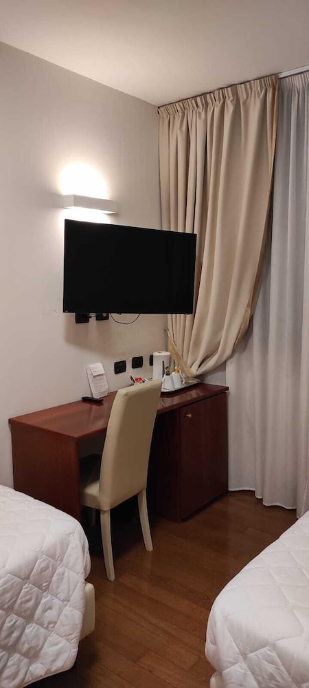 Hotel La Villetta 28/65