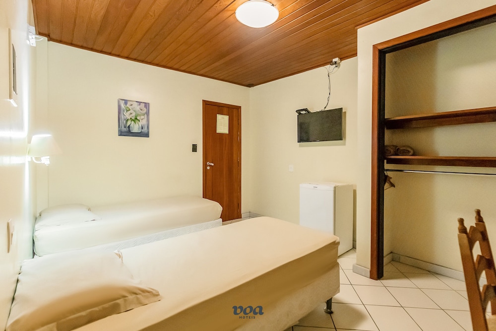 STANDARD, TWIN BEDS