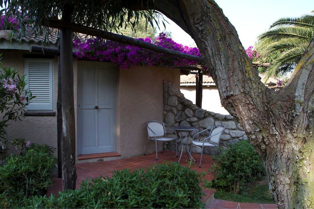 Baia Del Sole Resort in RICADI