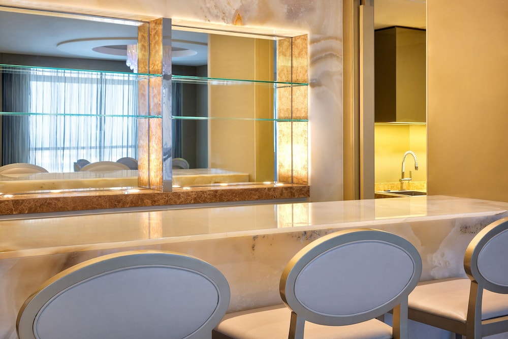 The Westin Hotel Bahrain City Centre 53/53