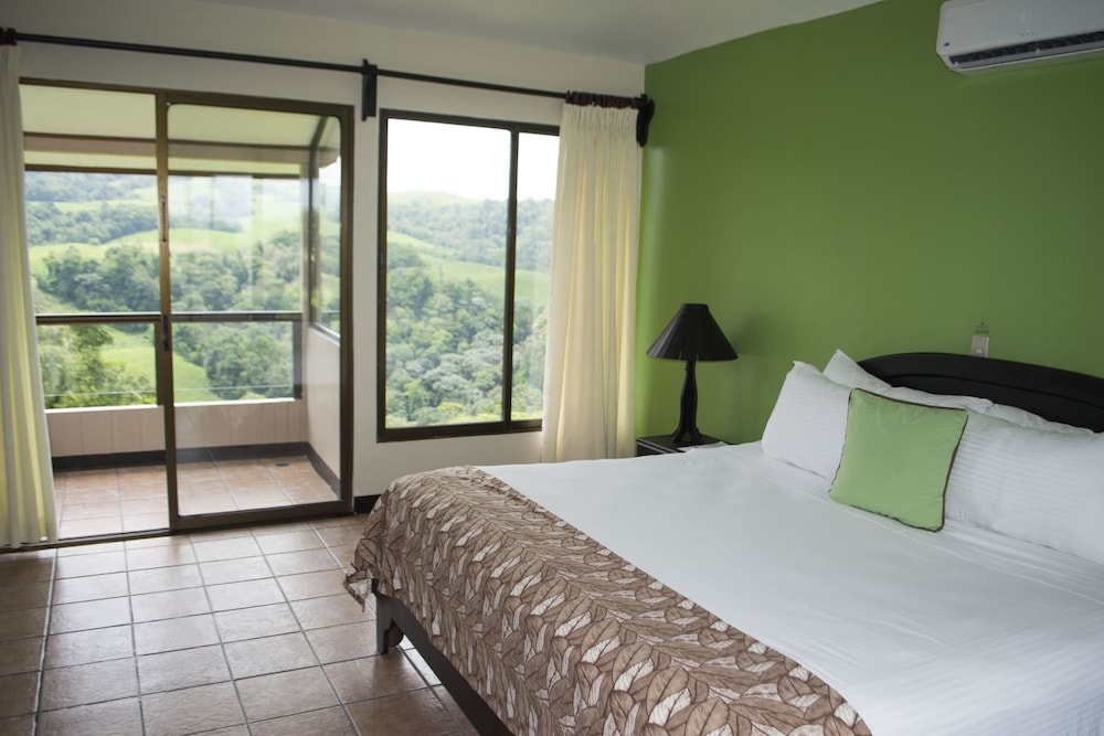 Montana De Fuego All Inclusive 11/50