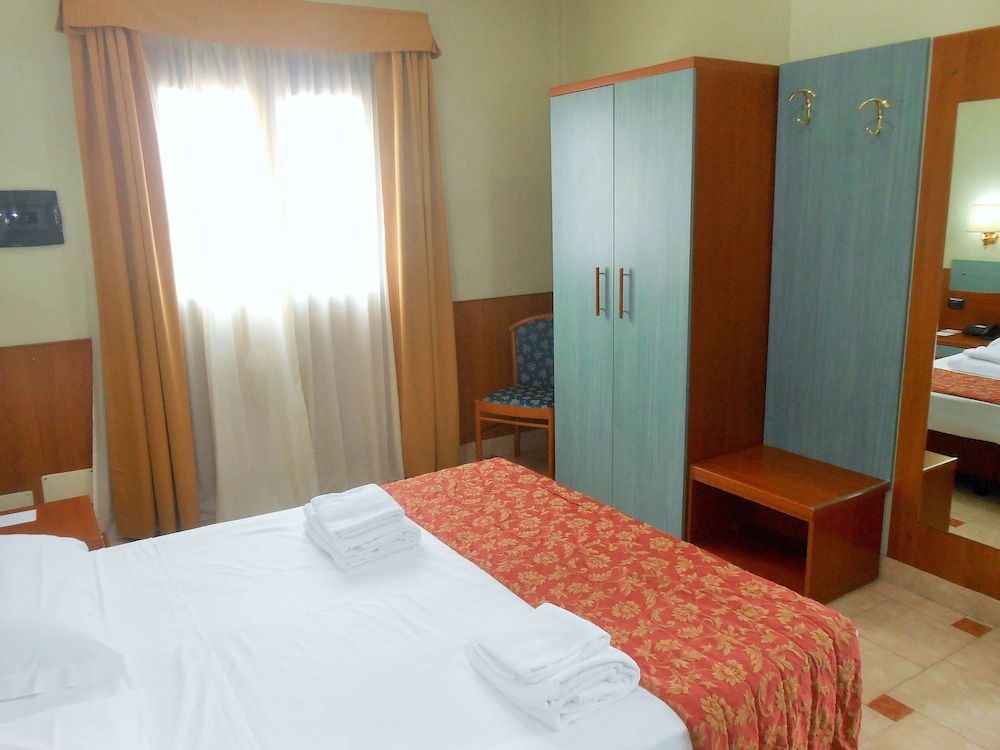 Hotel Riviera Fiumicino 17/57
