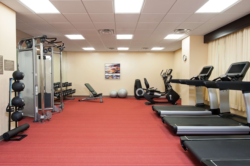 Hyatt Place Champaign-Urbana 37/58