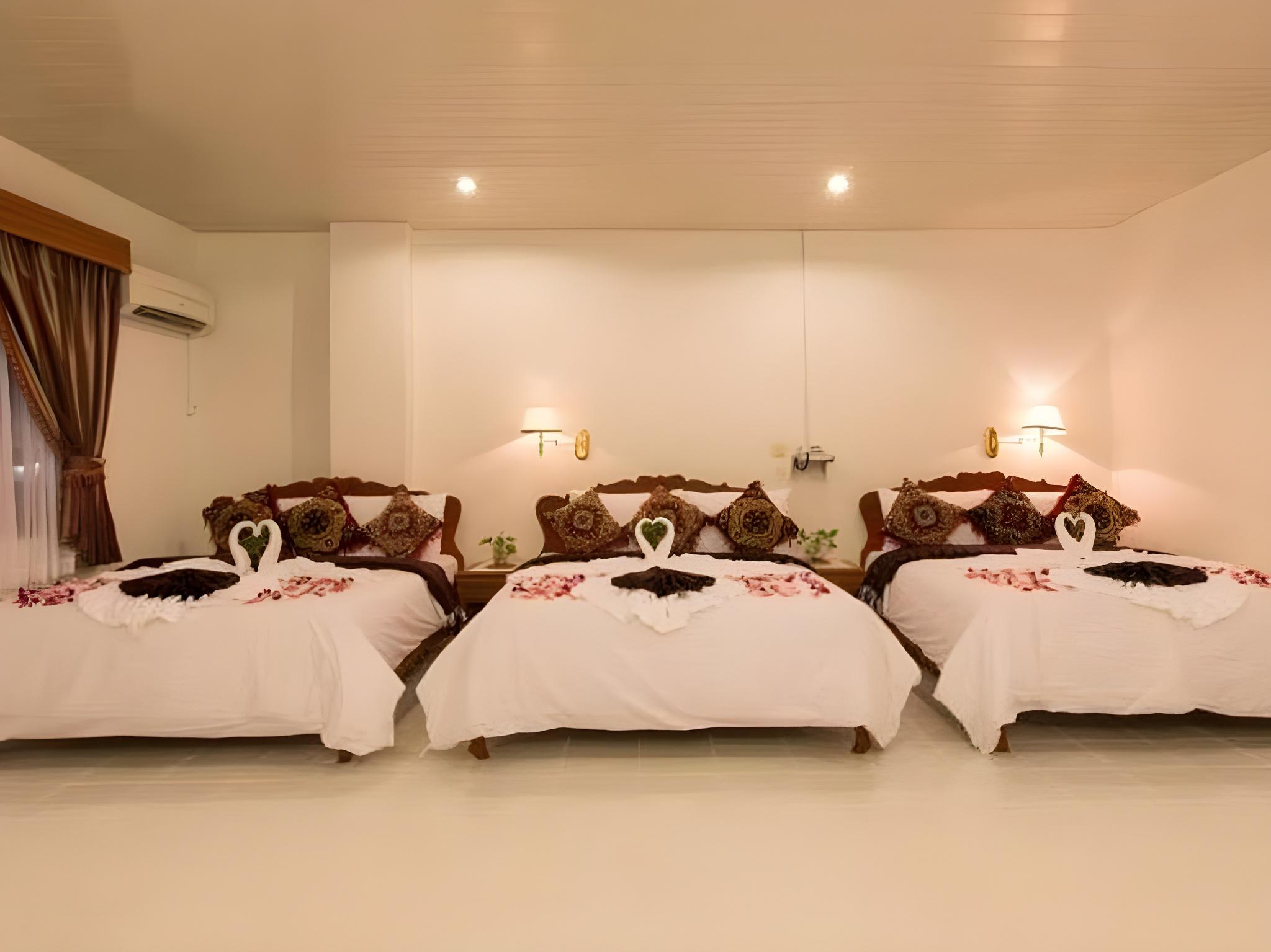 Asia Hotel 19/45