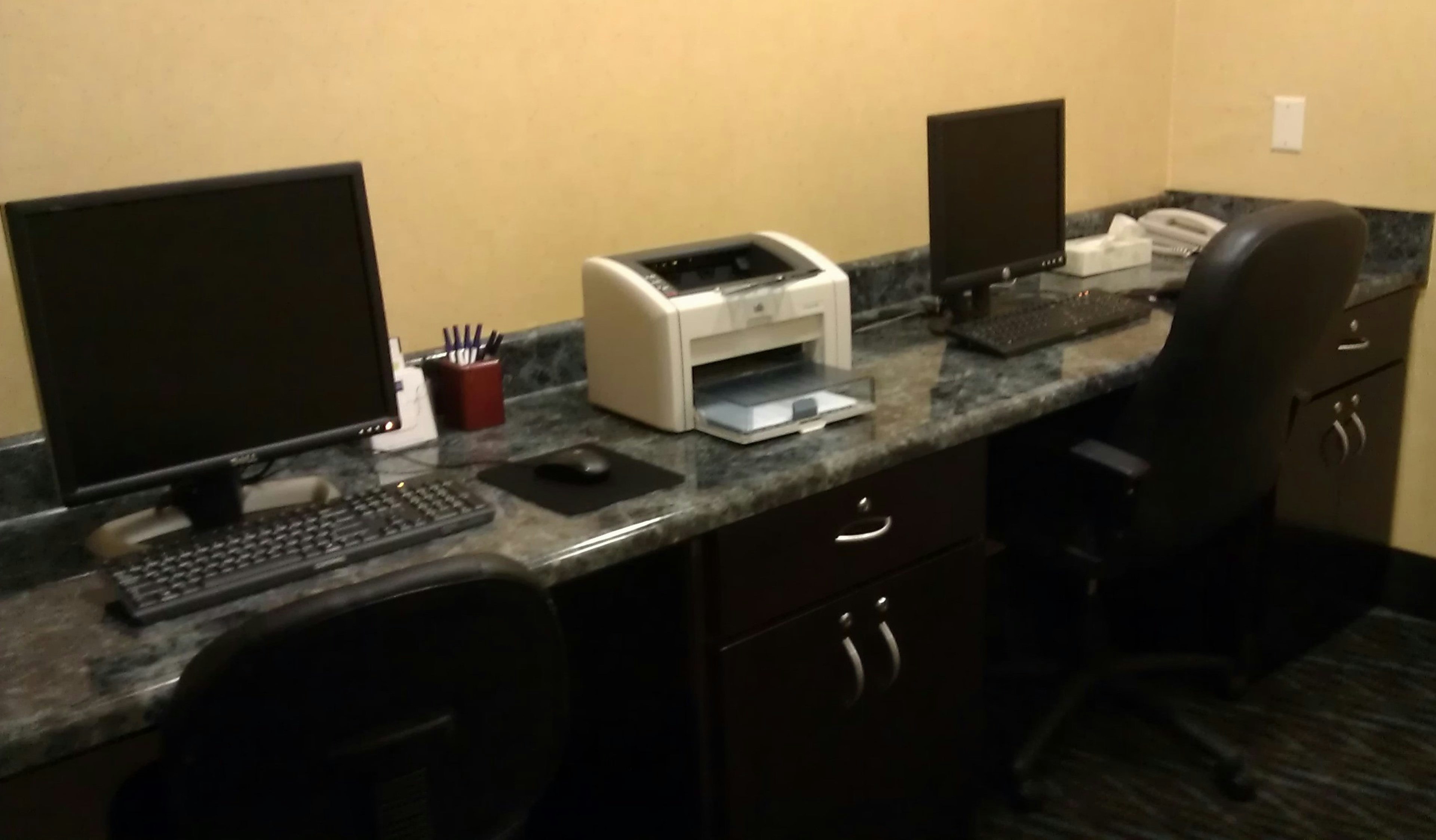 Holiday Inn Express Suites Hinesville East Fort Stewart 38/50