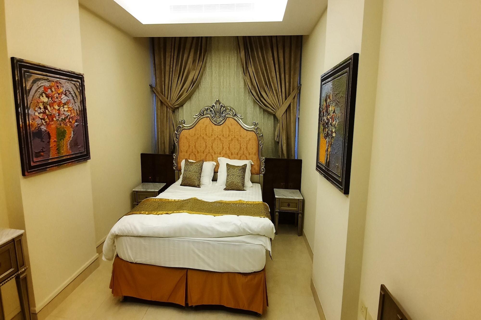 The Blue Rose Hotel 25/56