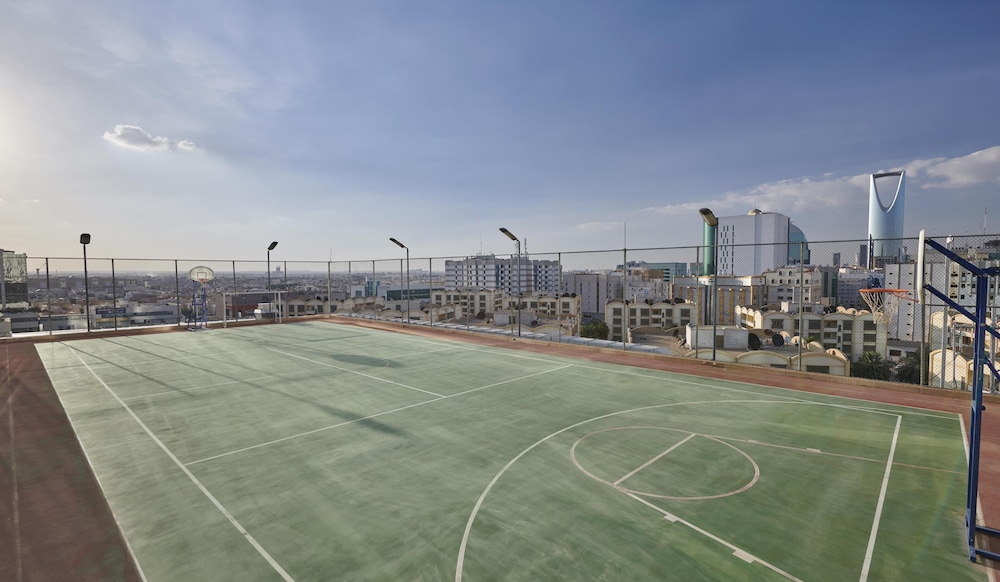 حياة ريجينسي(Hyatt Regency Riyadh Olaya) 37/75
