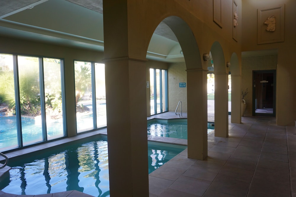 Madison Spa Resort 18/35