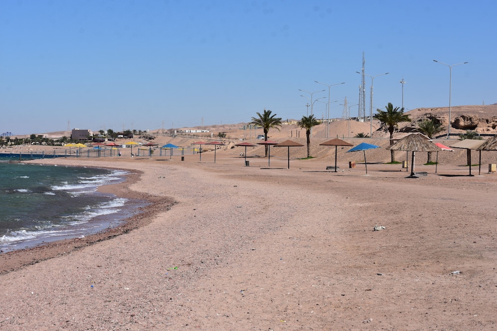 Bedouin Garden Village 61/68